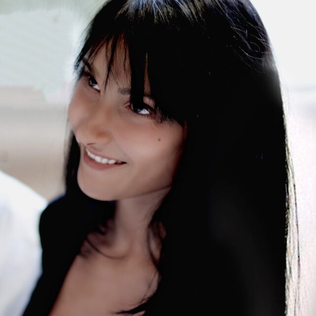 Luana Leonardi Luana Leonardi
