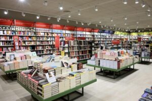 mondadori-finale-ligure